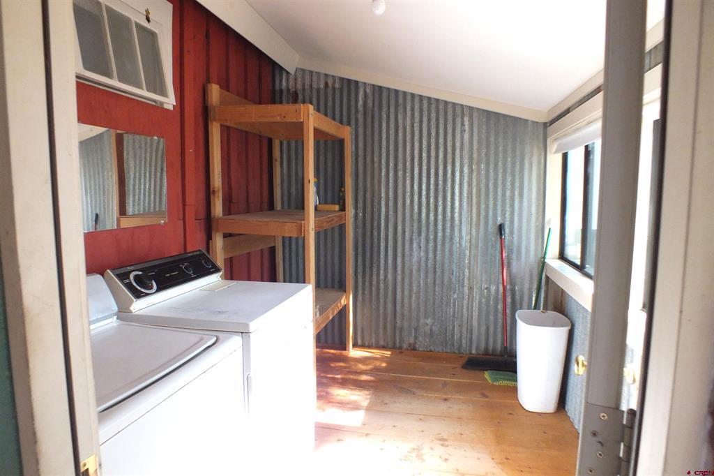 36 E 3rd St Property Photo 18