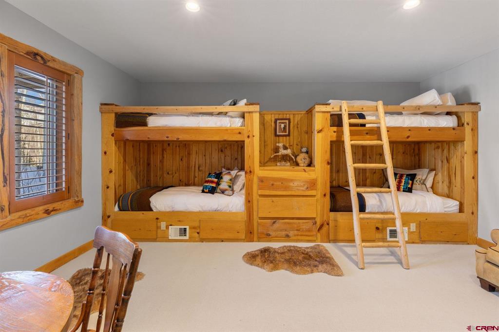 100 Stevens Drive Property Photo 34
