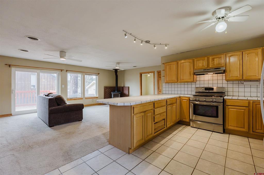 46 E Radiant Property Photo 6