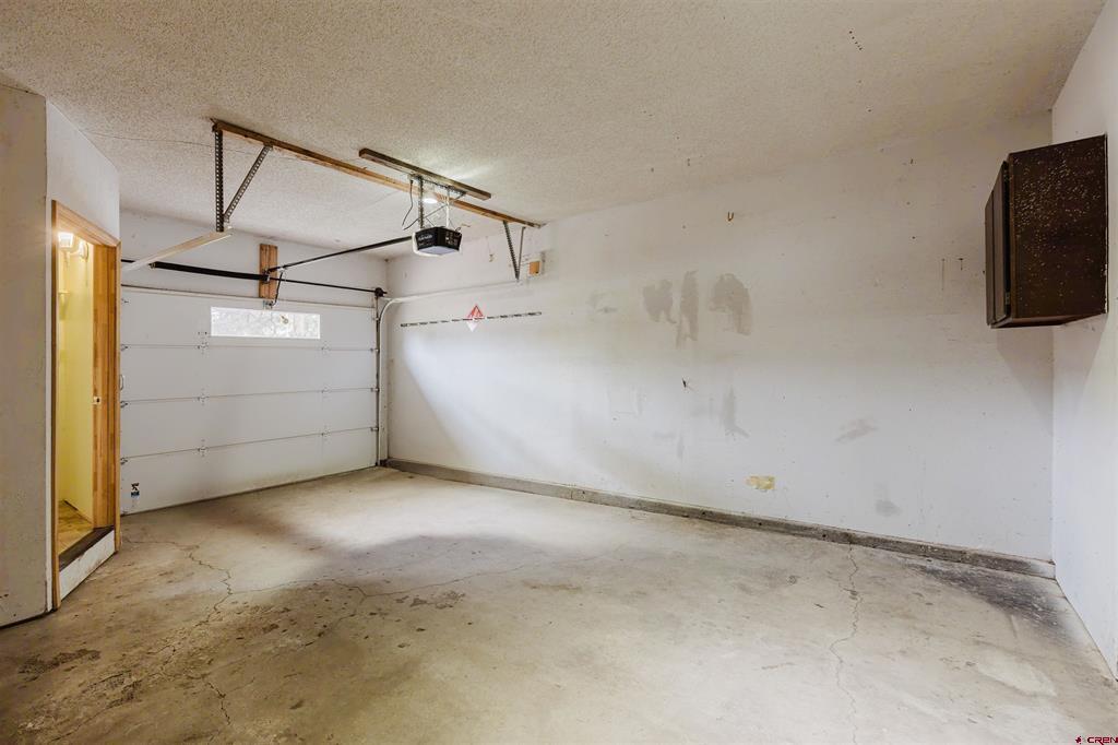 46 E Radiant Property Photo 11