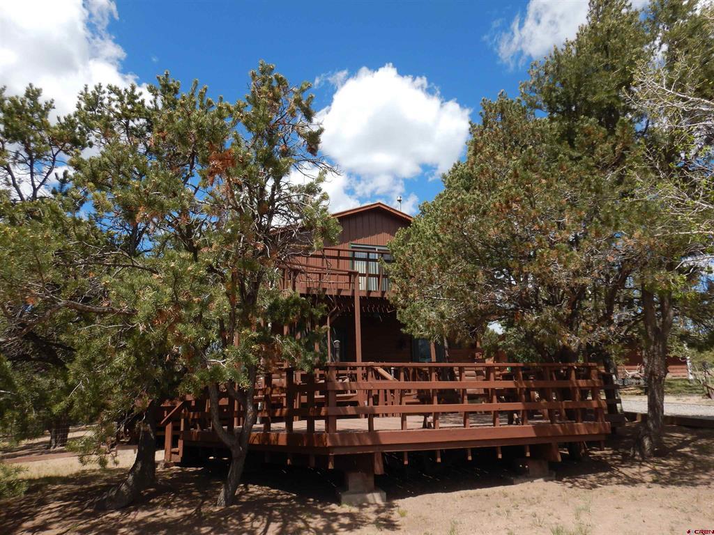 395 Kit Carson Road Property Photo 1