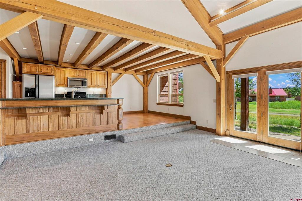 66 Holly Tree Circle Property Photo 7