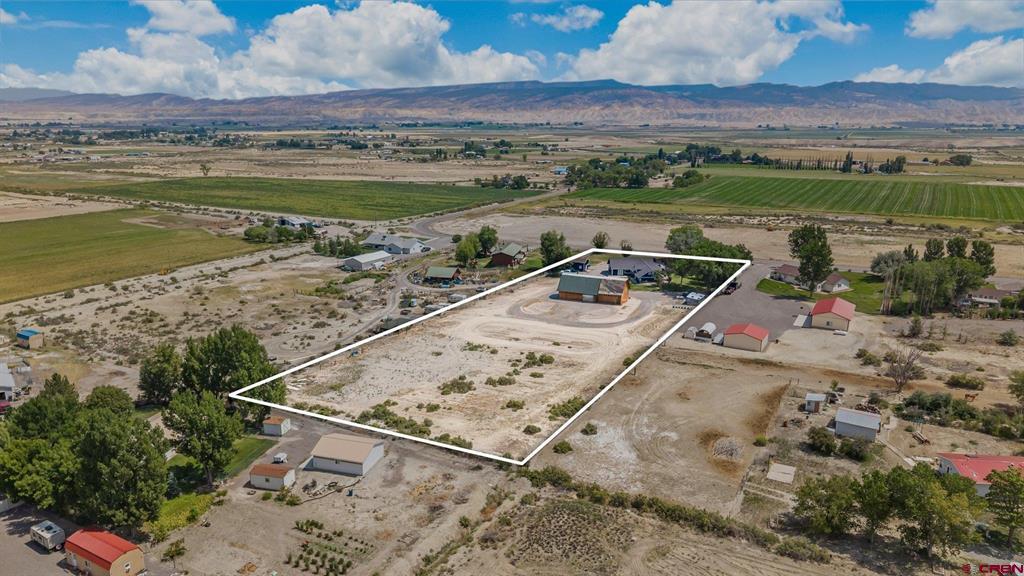 60977 Gunnison Road Property Photo 14