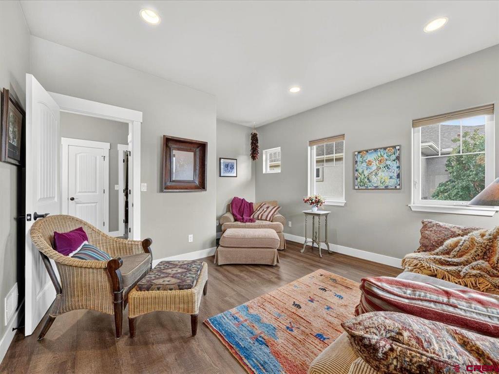 3443 Honey Locust Drive Property Photo 7