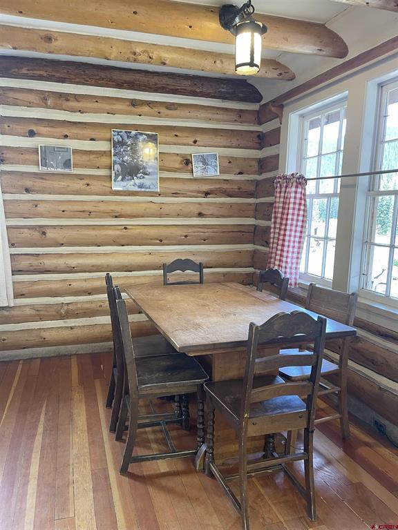 100 Sherry Lane Property Photo 8