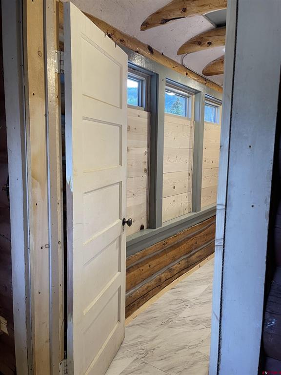 100 Sherry Lane Property Photo 14