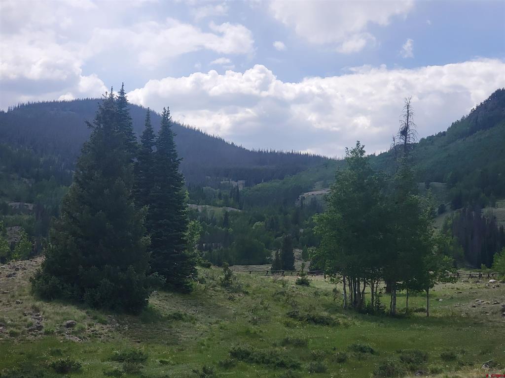 100 Sherry Lane Property Photo 23