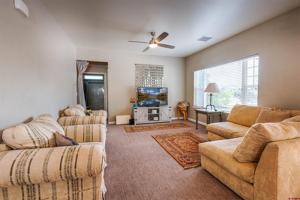 218 N Stough Avenue Property Photo 3