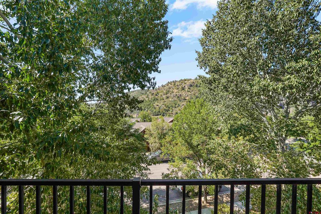 1295 Escalante Drive Property Photo 4