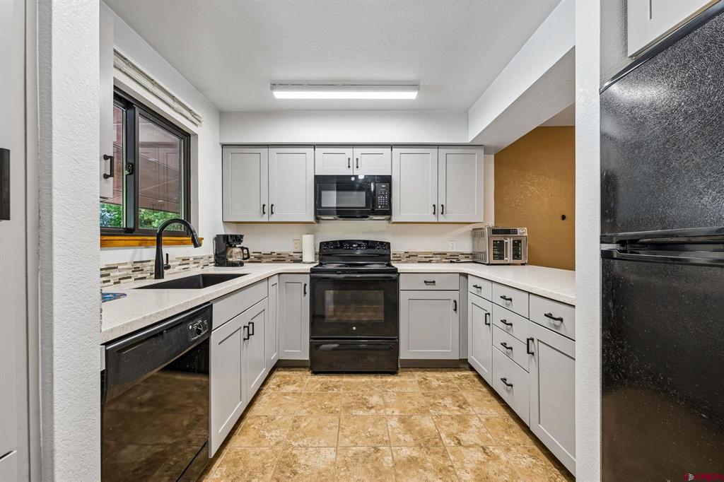 551 Animas View Drive Property Photo 10