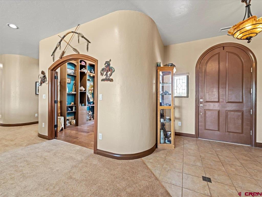 63200 Percheron Court Property Photo 3