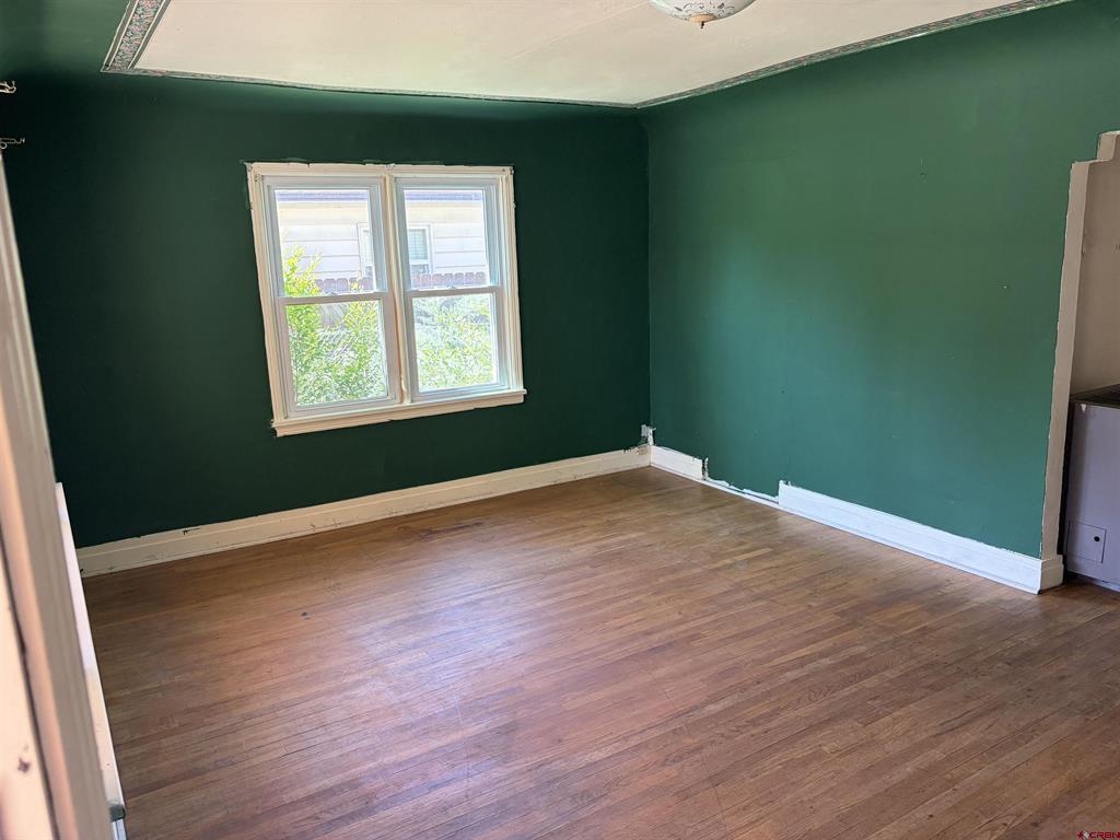 237 S Broadway Property Photo 9