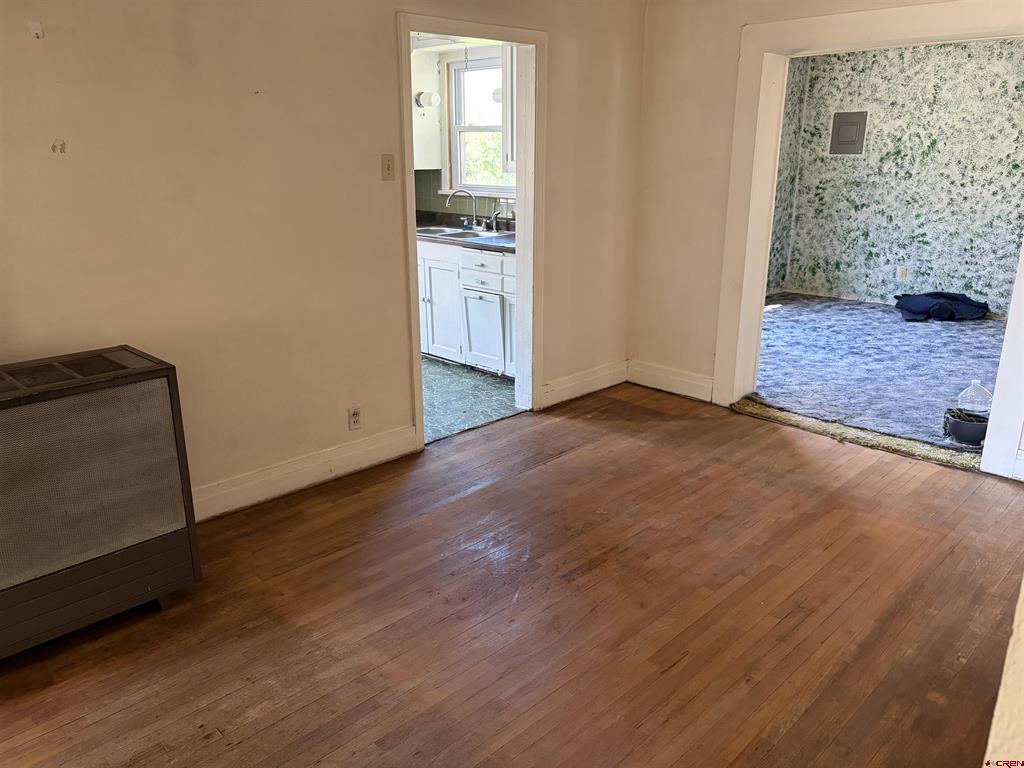 237 S Broadway Property Photo 10