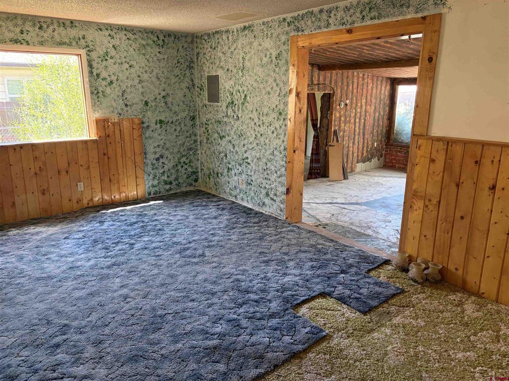 237 S Broadway Property Photo 14