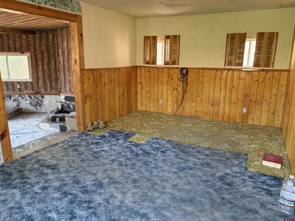 237 S Broadway Property Photo 15