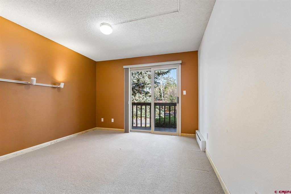 304 Hillcrest Drive Property Photo 14