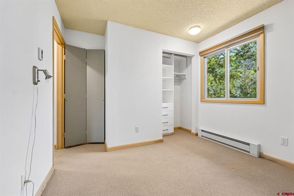 304 Hillcrest Drive Property Photo 20