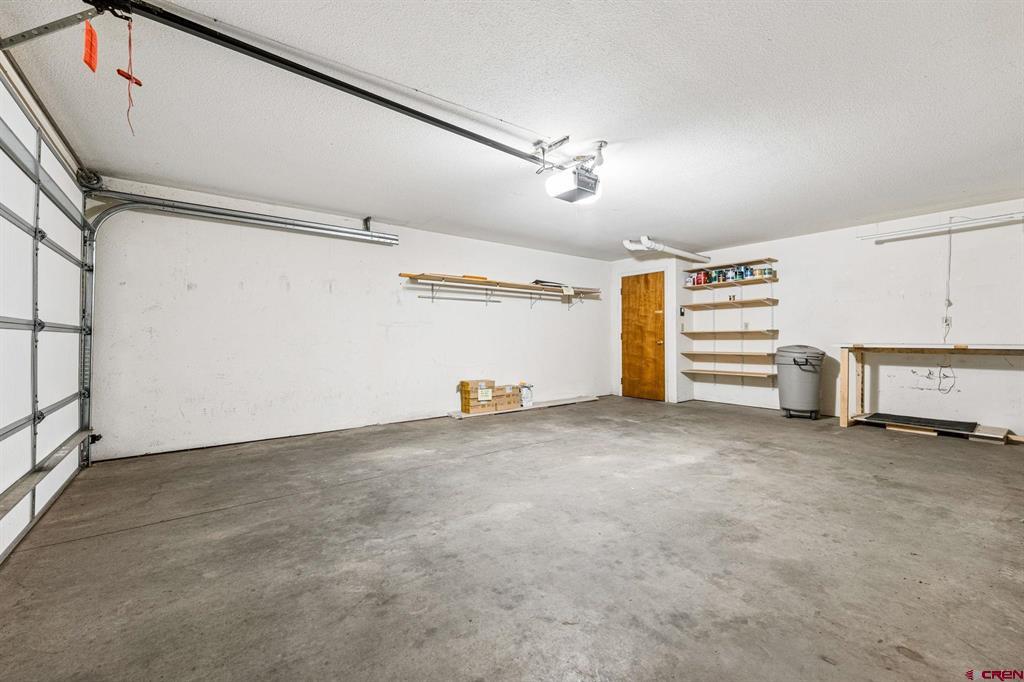 304 Hillcrest Drive Property Photo 33