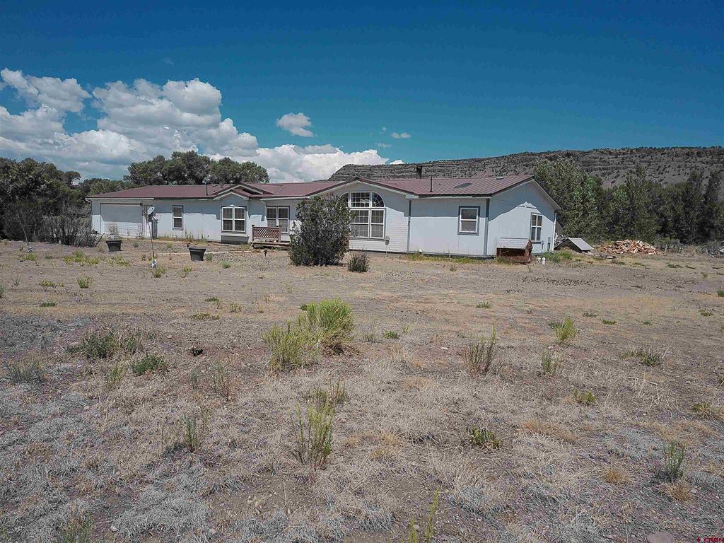 5769 County Road D.5 Property Photo 2