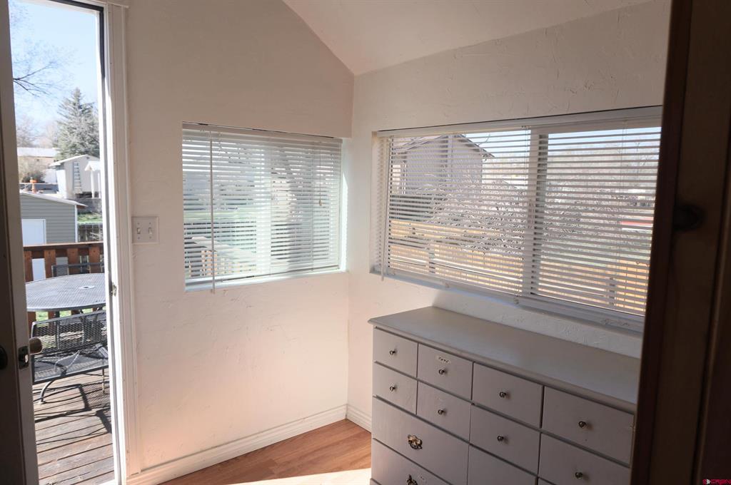 55 W Empire Property Photo 10
