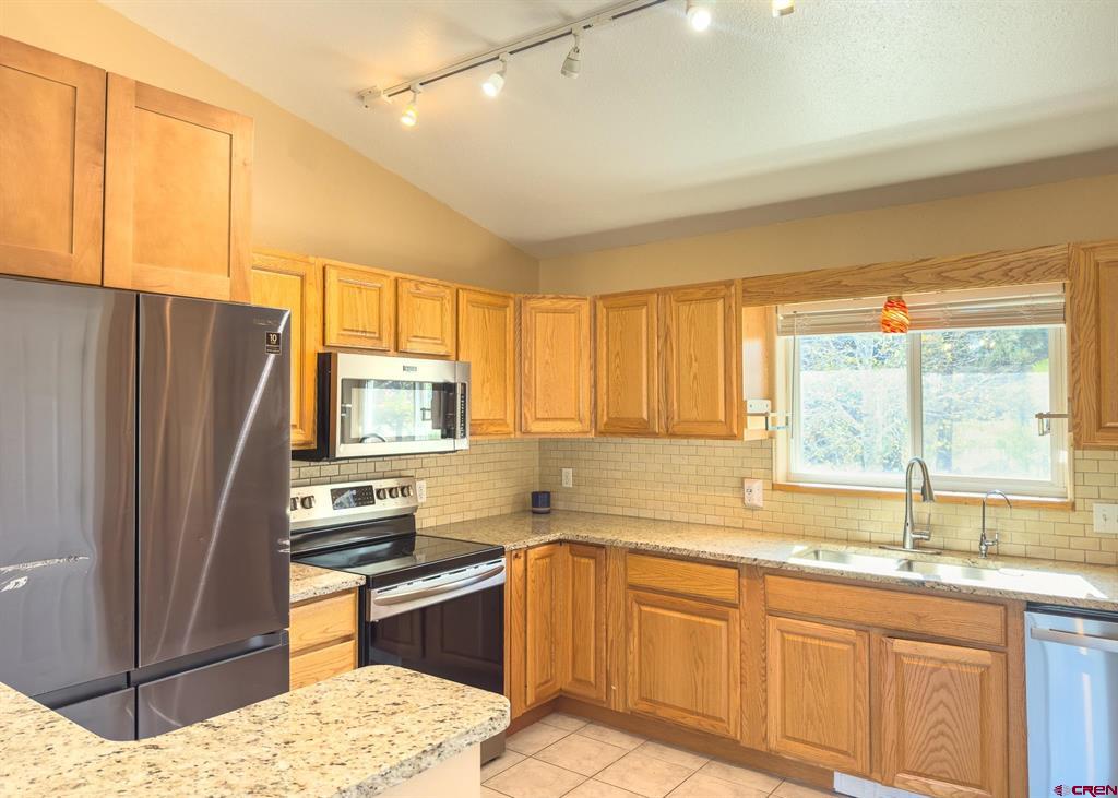 241 Falcon Place Property Photo 15