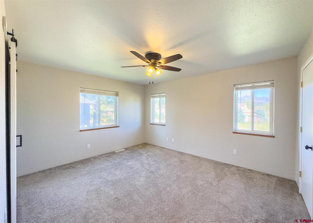 241 Falcon Place Property Photo 24