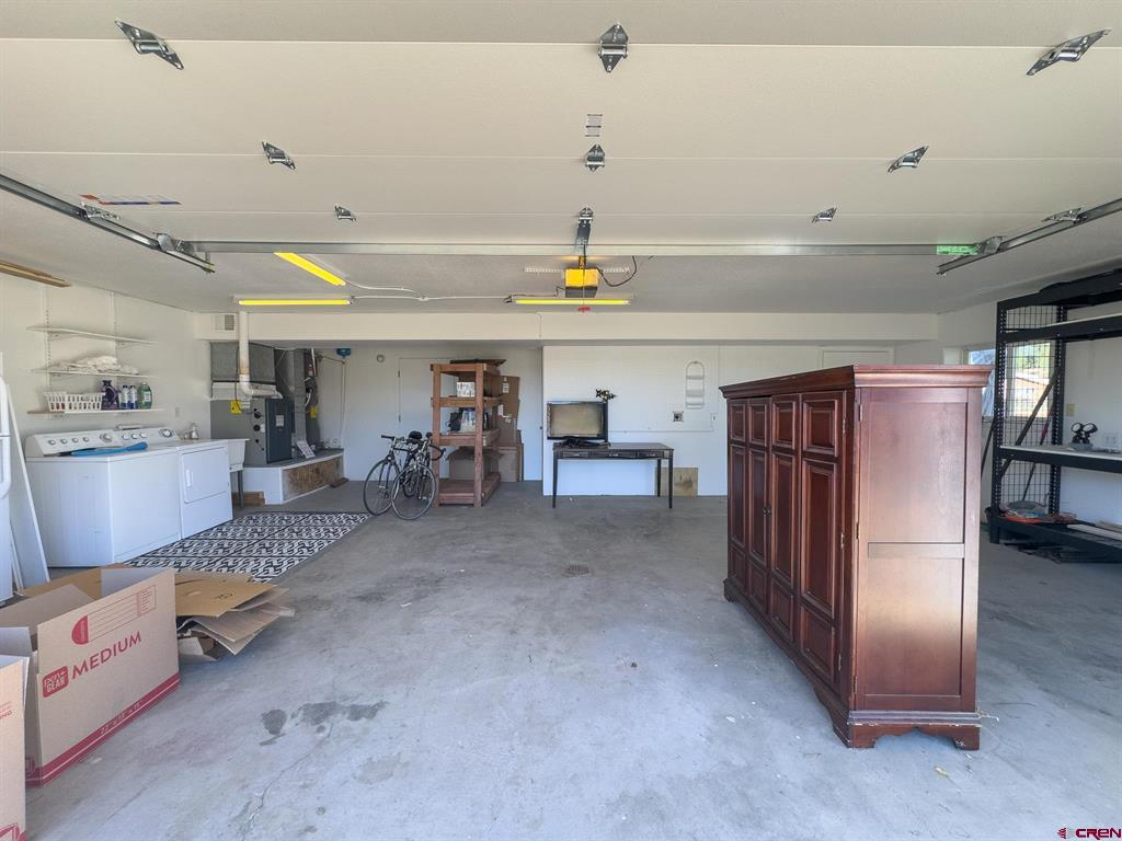 241 Falcon Place Property Photo 38