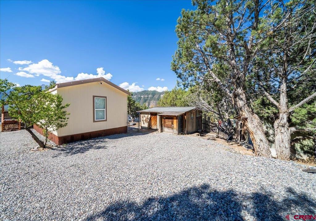 318 Winding Trail Property Photo 4