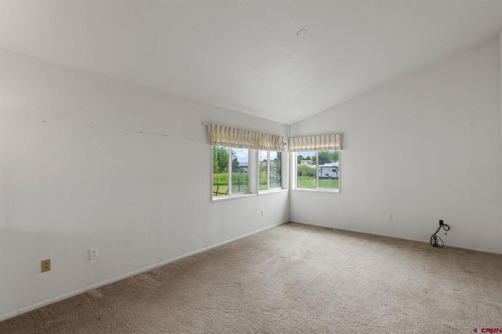 279 Valle Drive Property Photo 14