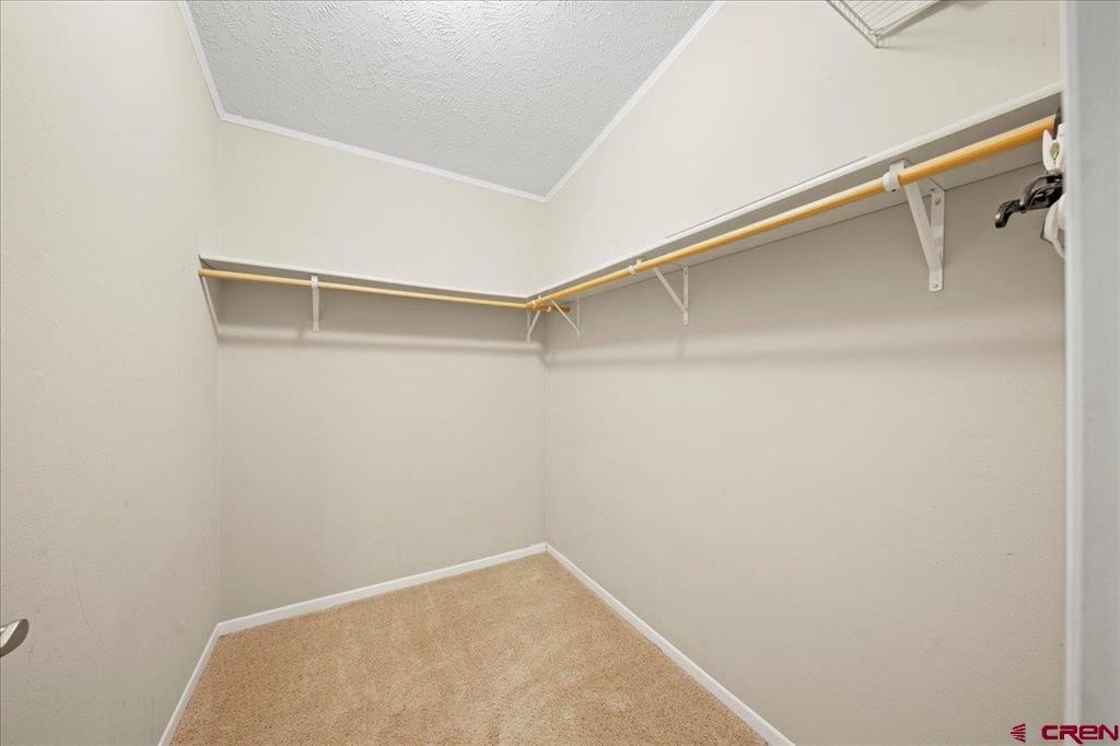 1500 N Oak Street Property Photo 18