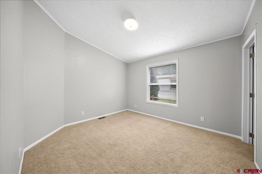 1500 N Oak Street Property Photo 19