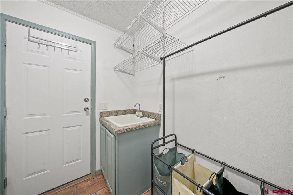 1500 N Oak Street Property Photo 25