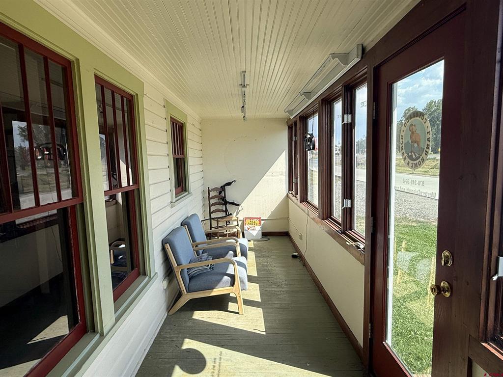 17656 Highway 550 Property Photo 5