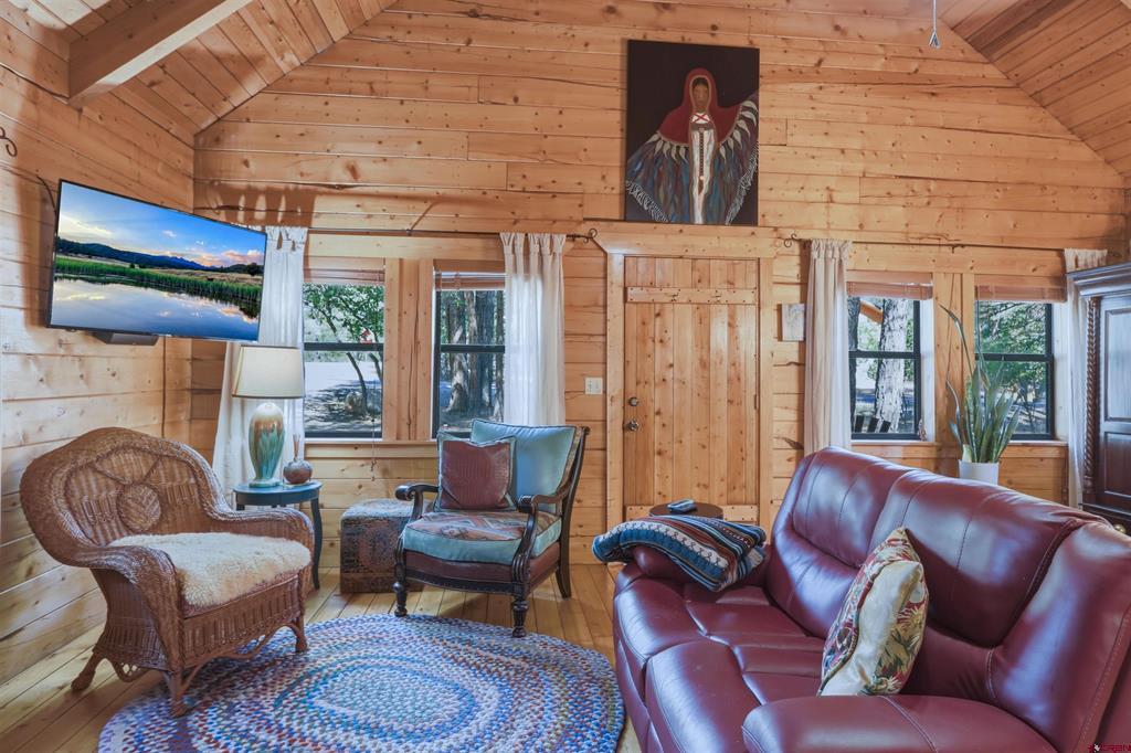 15 Enchanted Place Property Photo 6