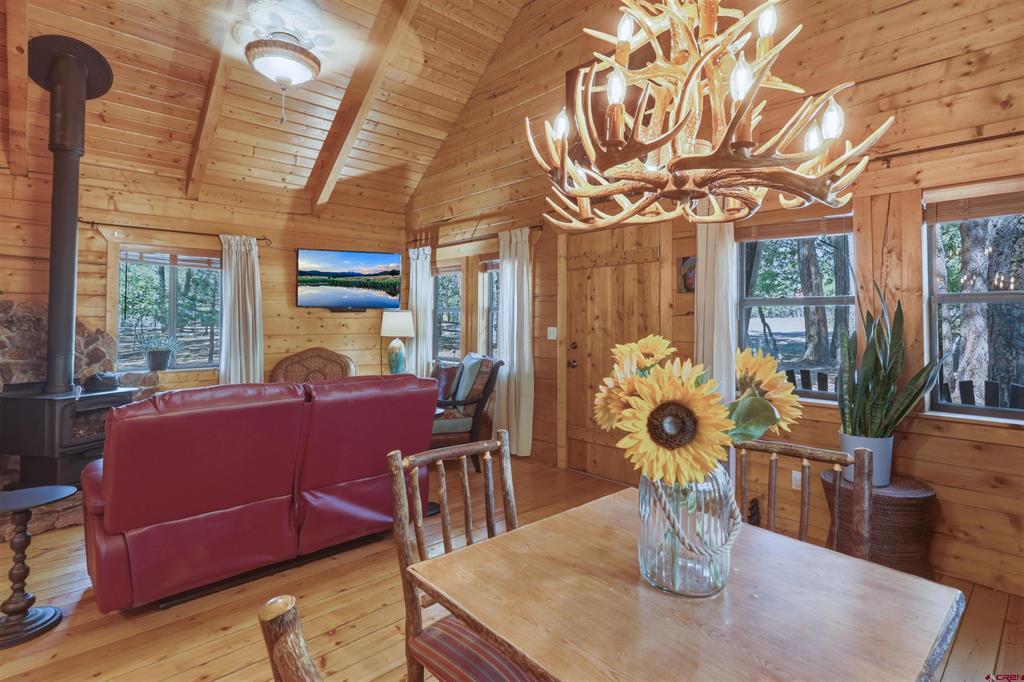 15 Enchanted Place Property Photo 9