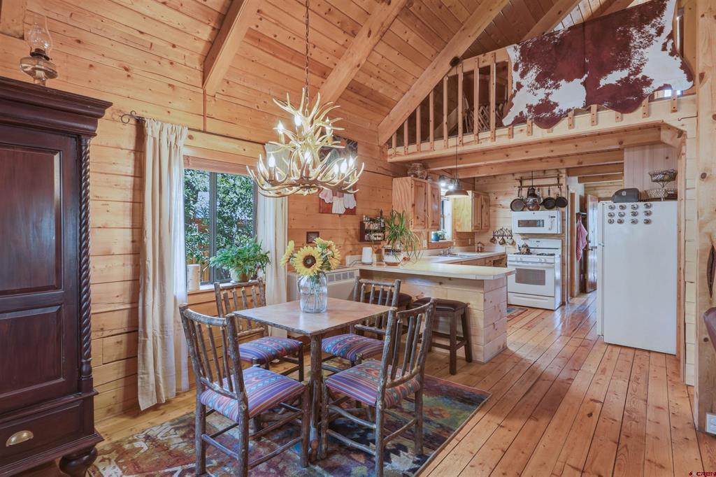15 Enchanted Place Property Photo 25
