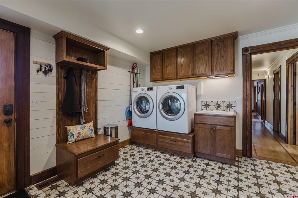 157 S 6th Street Property Photo 27