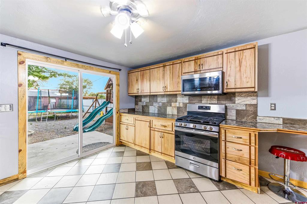 455 Dodge Street Property Photo 2
