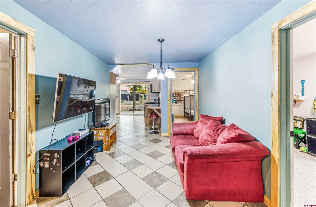455 Dodge Street Property Photo 8