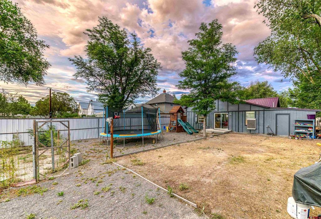 455 Dodge Street Property Photo 21