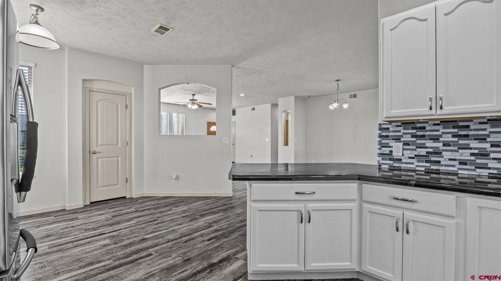 193 Winter Hawk Drive Property Photo 9