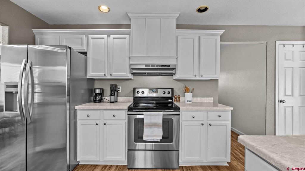 2060 Biron Road Property Photo 4