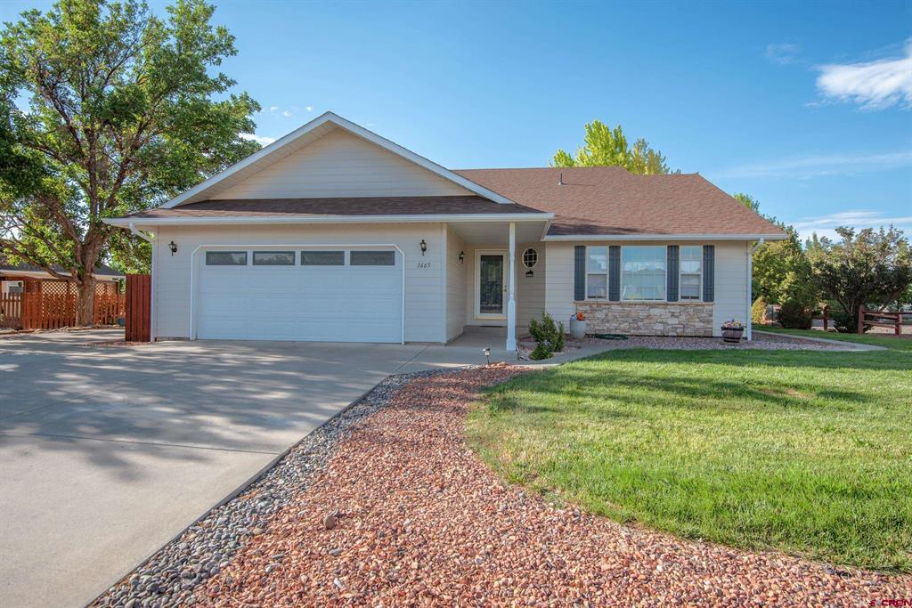 1665 Sneffels Street Property Photo 1