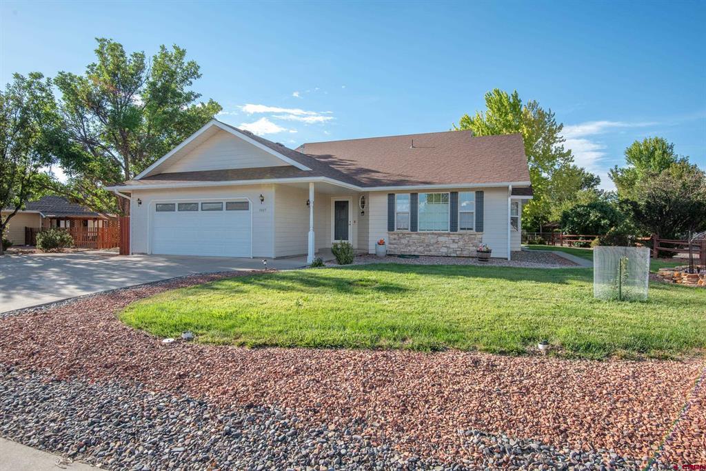 1665 Sneffels Street Property Photo 4