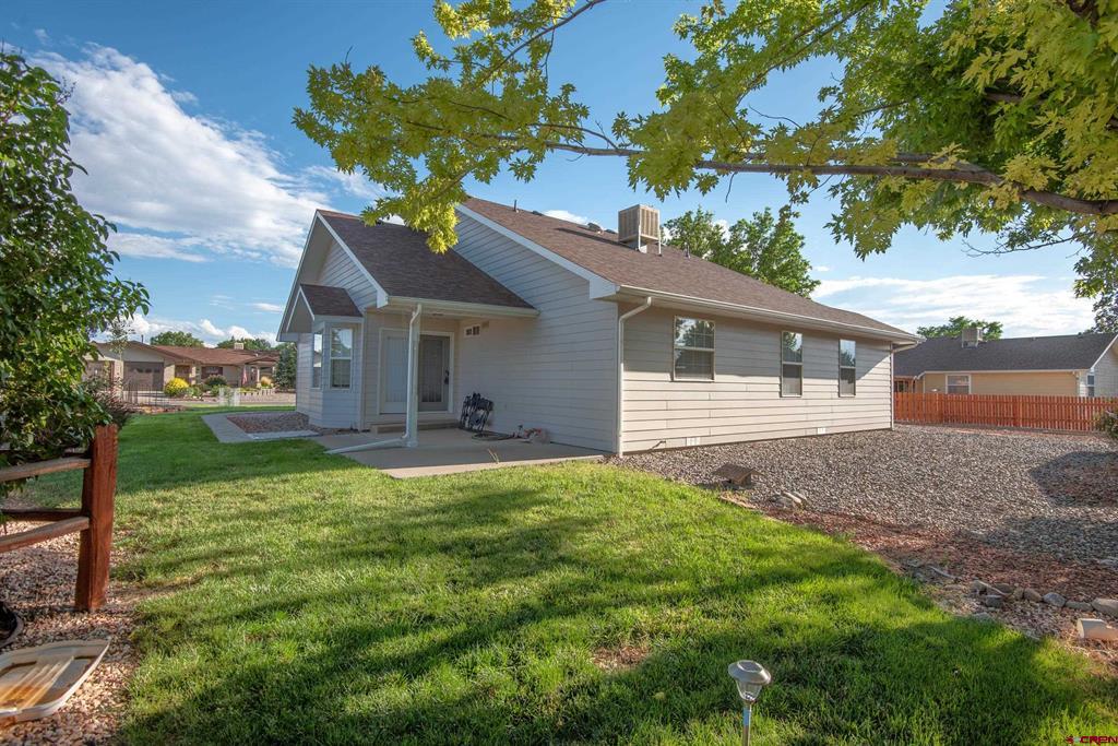 1665 Sneffels Street Property Photo 5