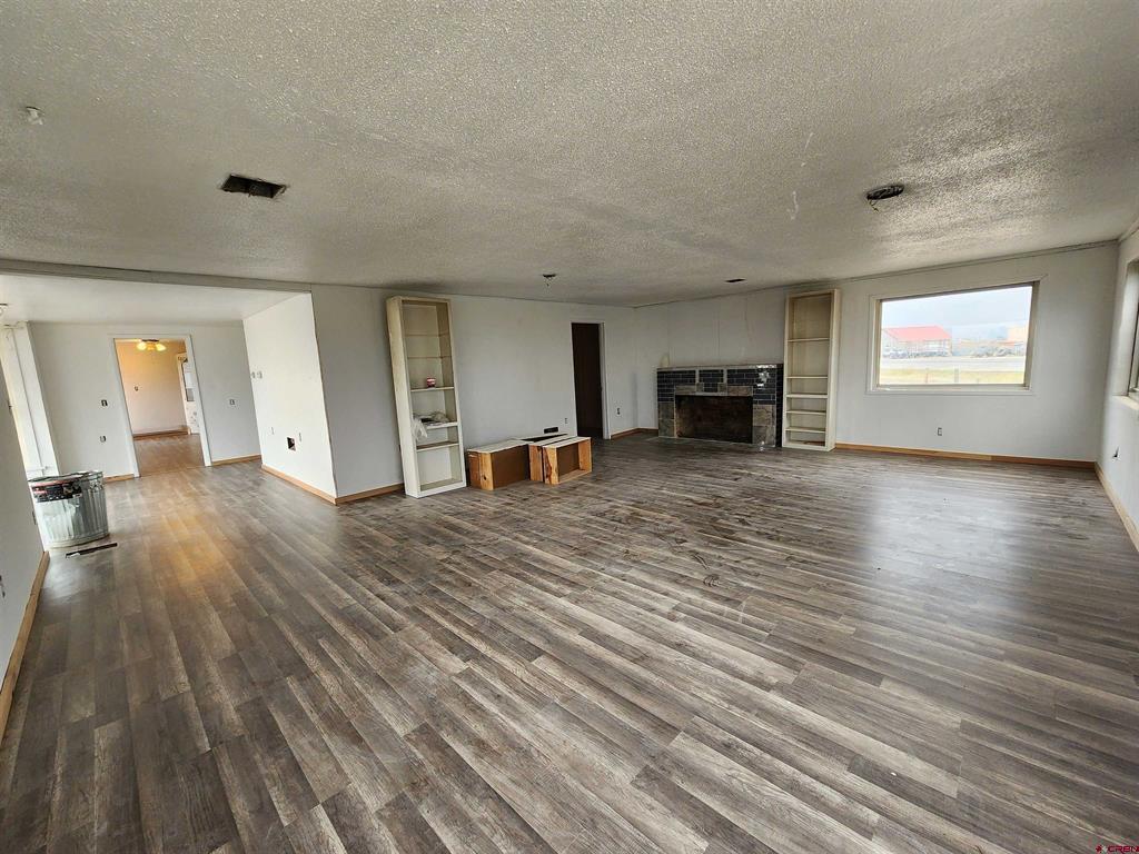 11977 N Hwy 285 Property Photo 4