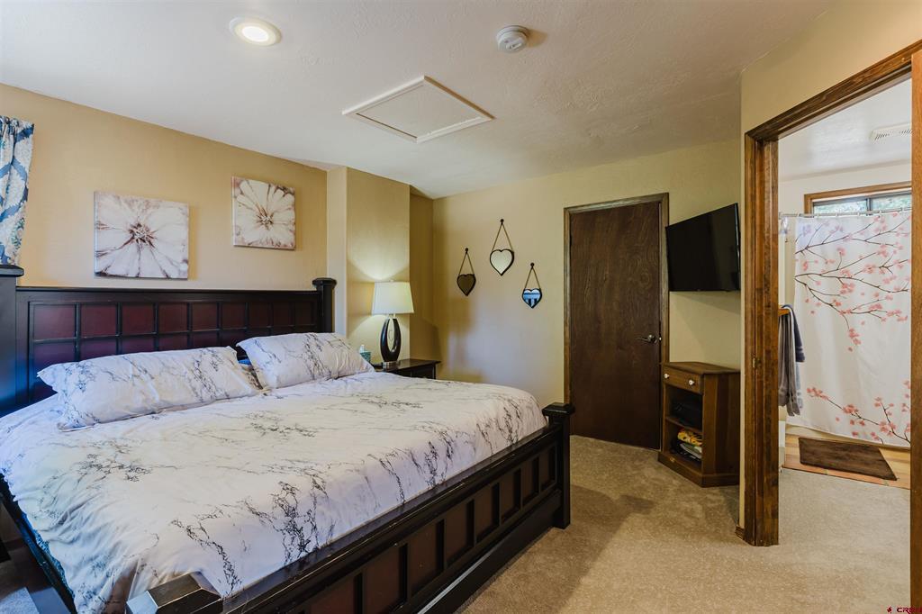77 Fisher Property Photo 22