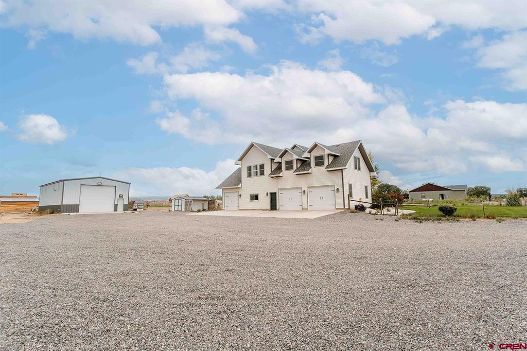 55744 Fuchsia Lane Property Photo 4