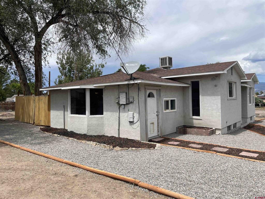 411 Mesa Street Property Photo 4