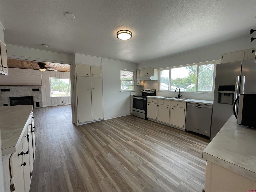 411 Mesa Street Property Photo 14